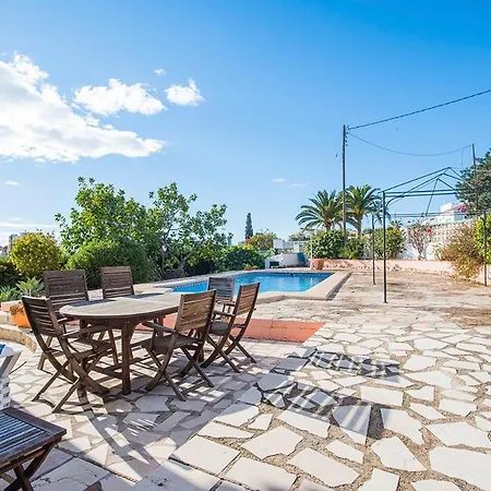 Villa Almendros ***** *